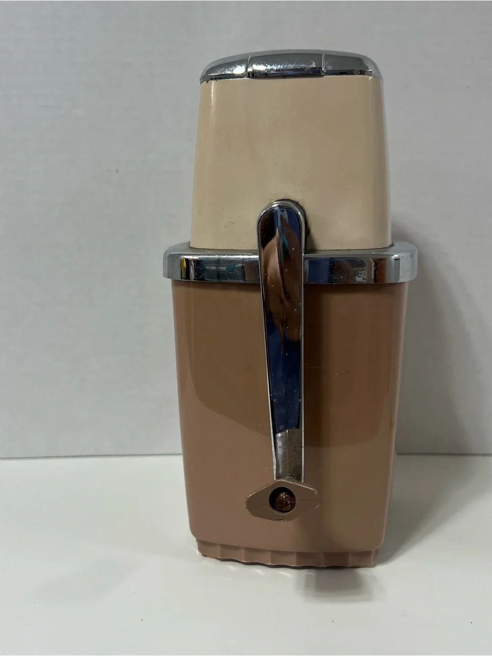Vintage MCM Swing Away Retro Hand Crank Countertop Manual Ice Crusher Tan Brown